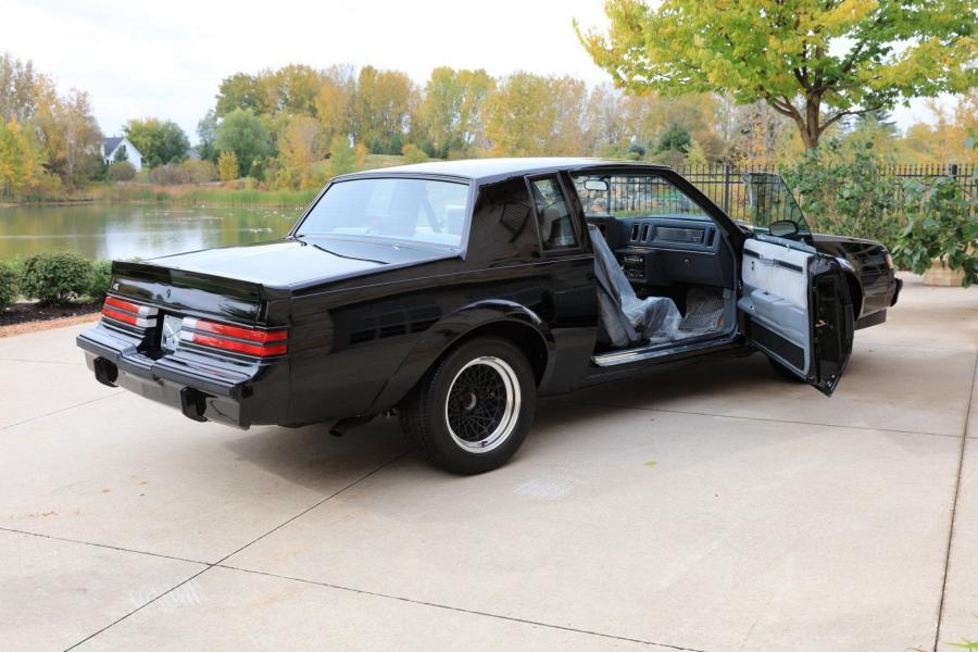  Buick GNX 1987 года  (фото 20 из 64)